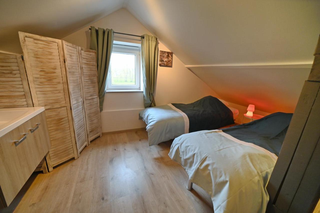 La Petite Maison Dans La Prairie Hotton Exteriér fotografie