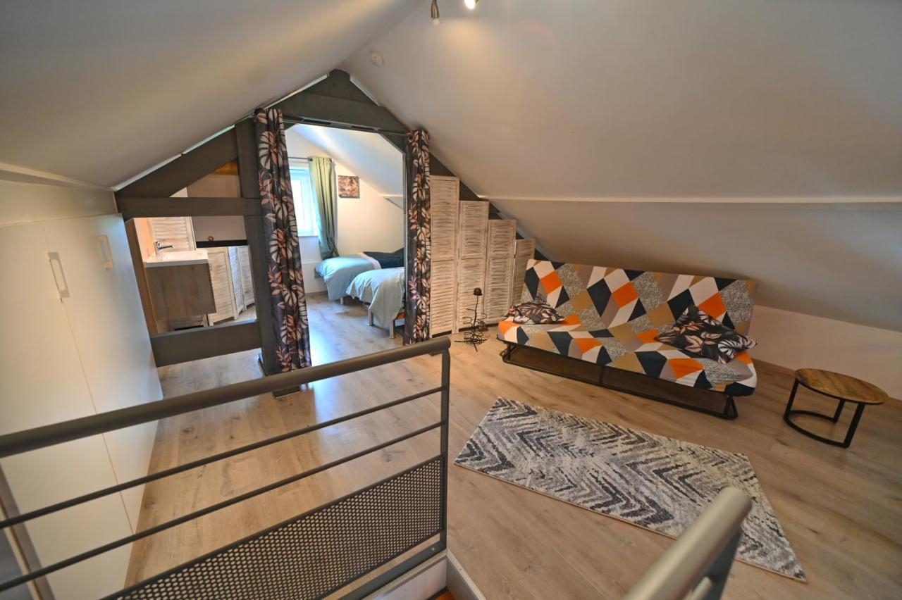 La Petite Maison Dans La Prairie Hotton Exteriér fotografie